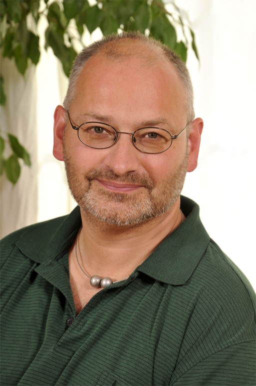 Systemischer_Familien-_und_Sozialtherapeut.jpg